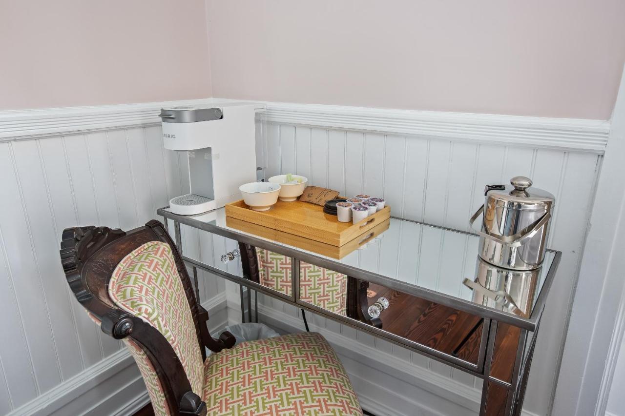 Summit Street Inns Winston-Salem Room photo