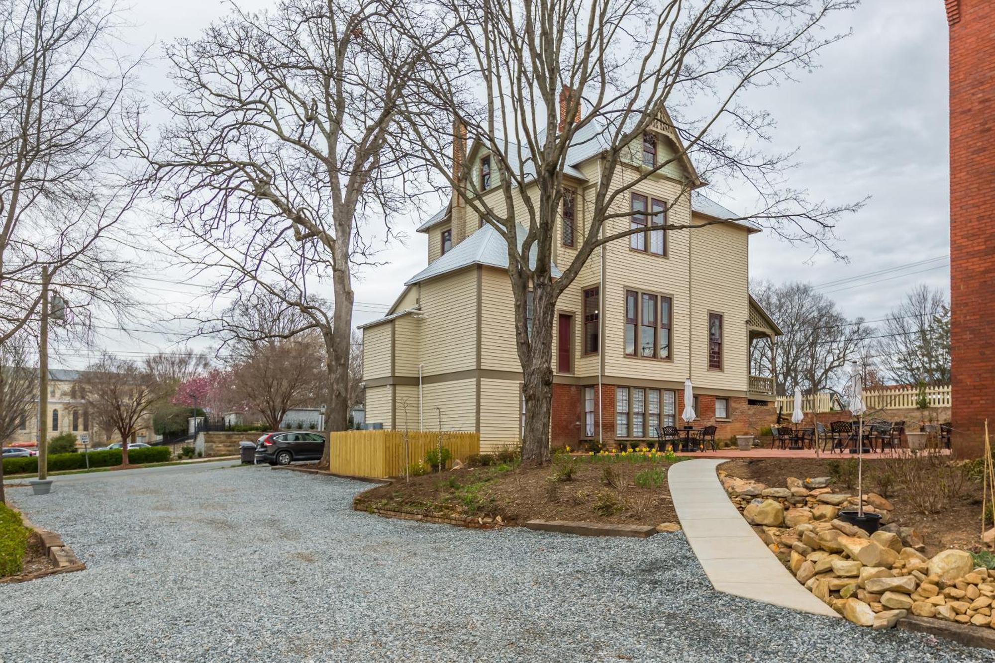Summit Street Inns Winston-Salem Exterior photo